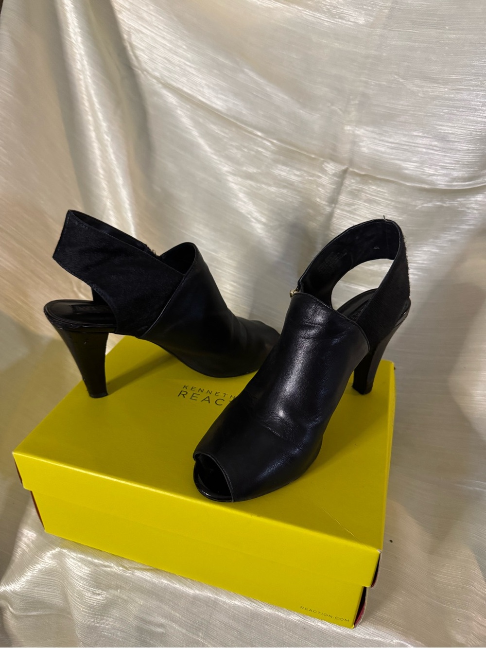 Kenneth Cole Black Open-Toe Slingback Heels